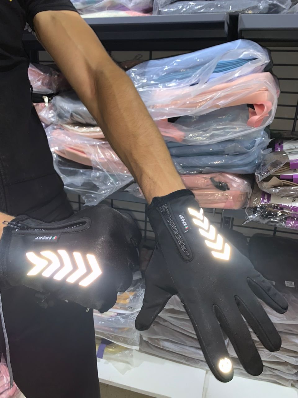 Pack Gants Thermiques Tactiles + Cagoule d’Hiver – Chaleur & Protection Totale - Image 8