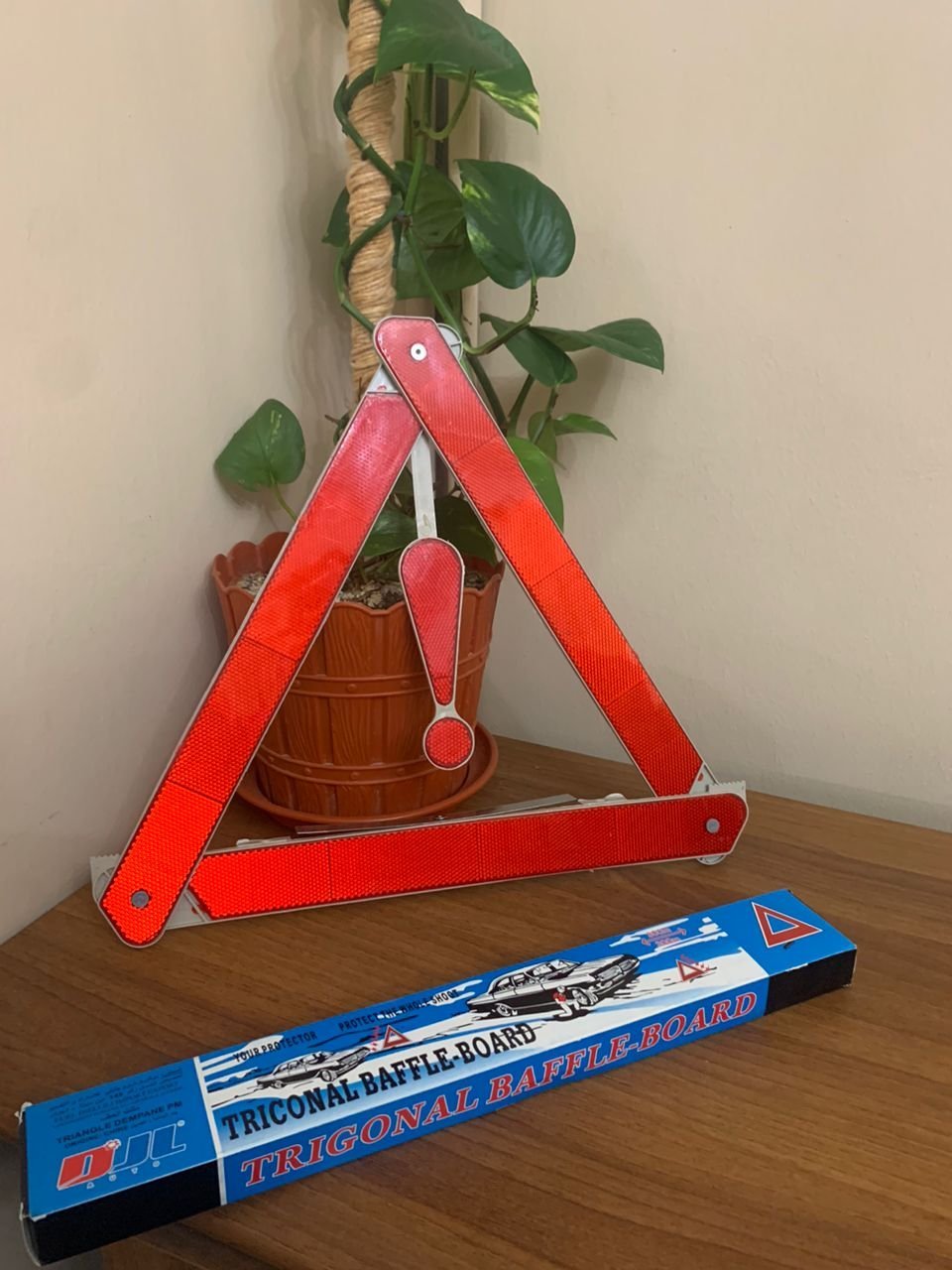 Triangle d’Urgence Réflecteurs D’Allée pour Voitures - Image 7